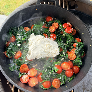 Zalm op de plancha met tagliatelle uit de skillet