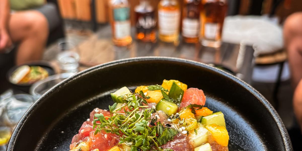 Thaise tonijn tartaar met mango en avocado